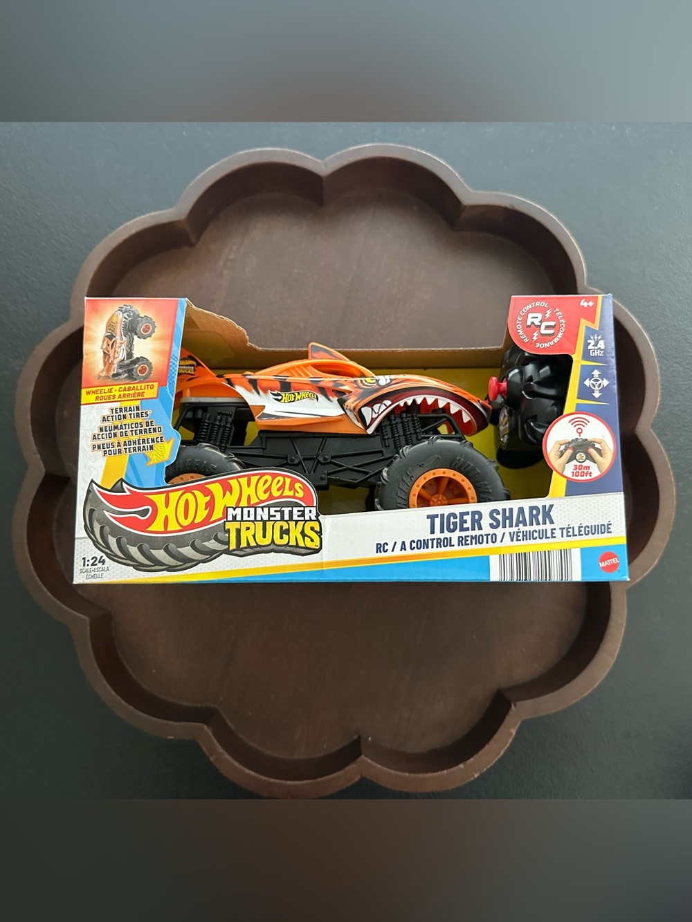 Hot Wheels Monster Trucks Tiger Shark RC